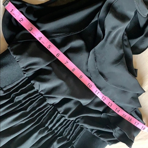 One shoulder black dress - Picture 8 of 9